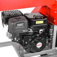 (obrázek pro) Benzínový špalíkovač náletového dřeva, motor 457 ccm, výkon 9,6 kW, max. pr. dřeva 12 cm