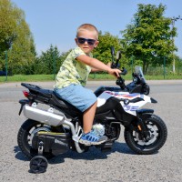 (obrázek pro) AKU motorka BMW pro děti do 8 let, nosnost 30 kg