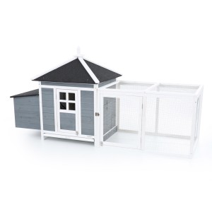 (obrázek pro) Venkovní výběh pro slepice s kurníkem